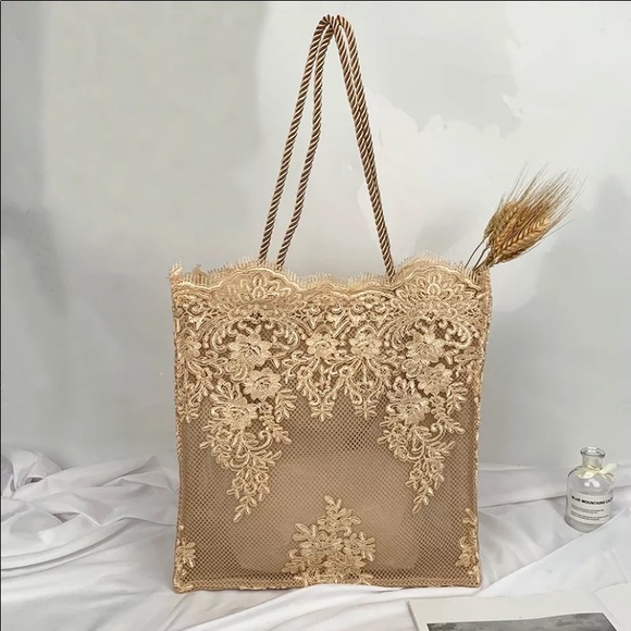 Beautiful Lace Tote🎈Last One🎈 - Picture 2 of 5